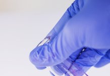 Rękawice medyczne a zmęczenie dłoni – niedoceniany czynnik ergonomii pracy personelu rękawice medyczne 3.jpg